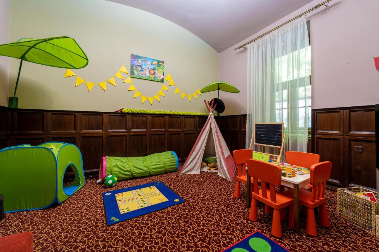 Hotel Bankov Кошице Экстерьер фото