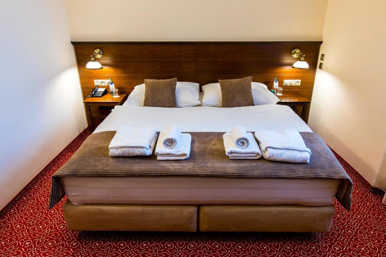 Hotel Bankov Кошице Экстерьер фото