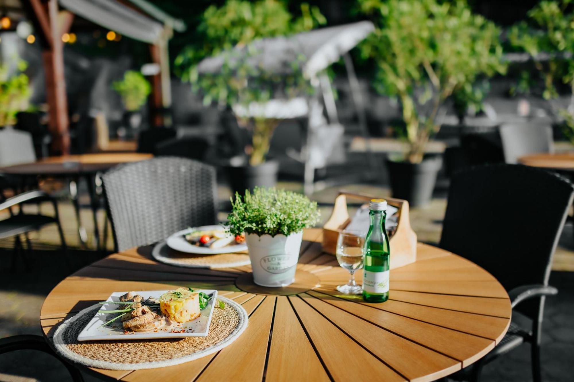 Hotel Bankov Кошице Экстерьер фото