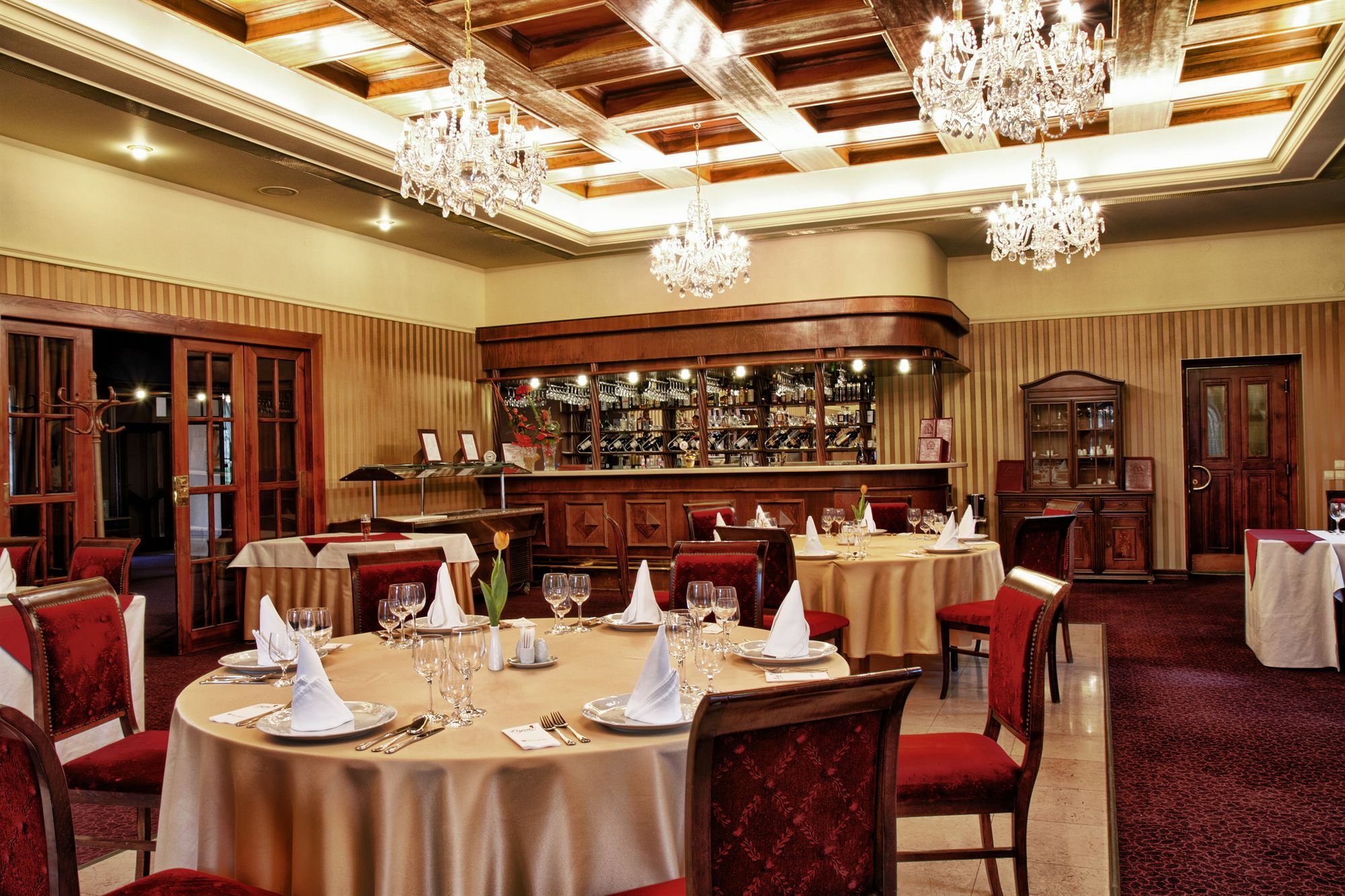 Hotel Bankov Кошице Экстерьер фото